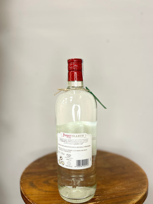 Ron añejo blanco Pampero